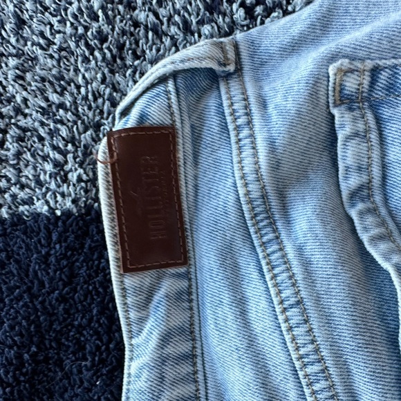 Hollister blue jeans - Picture 3 of 4